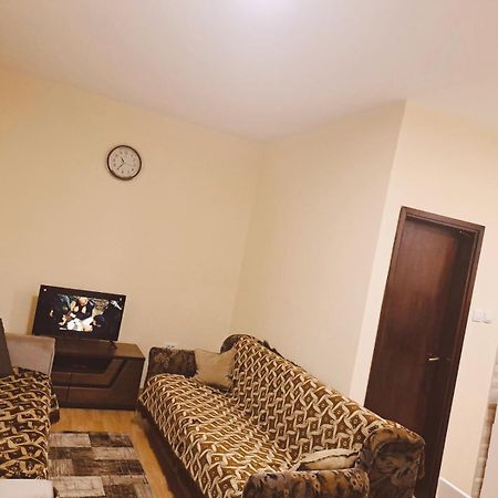 Prestige 4 Hotel Podgorica Buitenkant foto